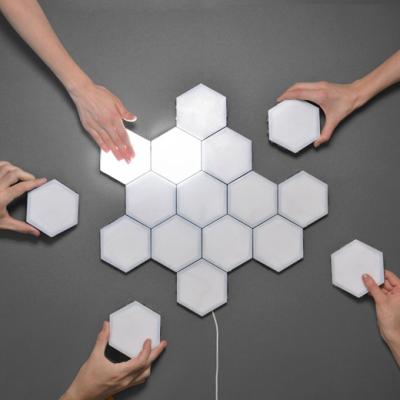 China Fashion DIY Honeycomb LED Quantum Light Touch Night Lamp Modular Hexagonal Wall Lamp for sale