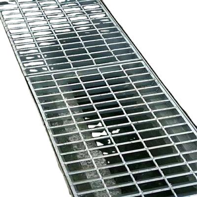 China Traditional Installation Floor Plate Stainless Steel Tree Grate Checkered Chemical Plant Steel Grate for sale