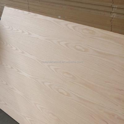 China Modern Decorative Veneer Faced Plywood 3mm 4mm Poplar Core Ash Fancy Natural Plywood for sale