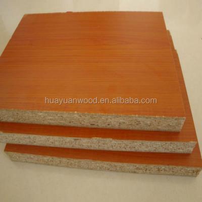 China 16mm Traditional 18mm Laminated Chipboard Particle Board Factory for sale