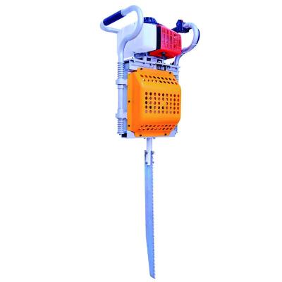 China Easy Opperation Gasoline tree digger  Small portable seedling starter Two-stroke gasoline tree shifter for sale