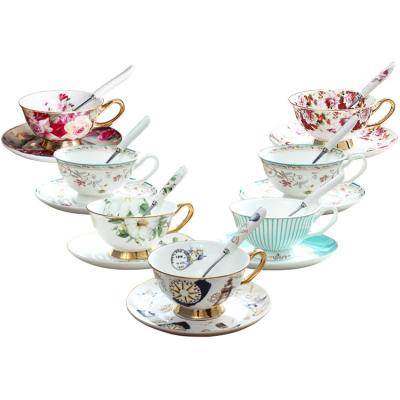 China Viable Wholesale Luxury Ceramic Coffee Cup And Saucer Porcelain Bone China European Country Style Set Gold Rim Tea Cup With Spoon for sale