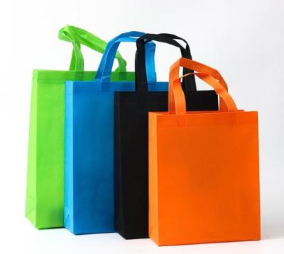 China Fashion Stocked Non Woven PP Laminated Bag Eco - Friendly Bag Promotional Bag for sale