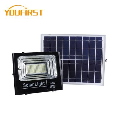 China Energy Saving Waterproof Outdoor Working Times Home Park Long IP65 40 Watts 60 100 200 Led Solar Flood Light for sale