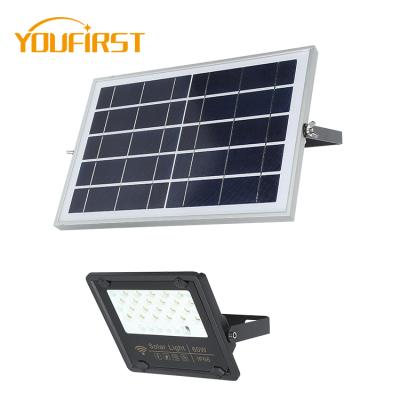 China 100 200 300W Outdoor Die-Cast Aluminum Garden Park IP66 Waterproof 60 Led Solar Flood Light for sale