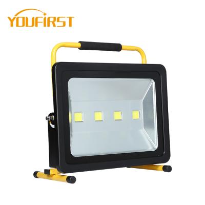 China Camping/Car/Emergency/Park/Construction Ip65 200 300 400 Watt Sport Rainproof Garden Smart Rechargeable Led Flood Light for sale