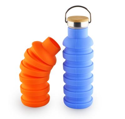 China Sustainable Wooden Lid Expandable Collapsible Collapsible Water Bottle Travel Sports Drink Collapsible Silicone Water Bottle for sale