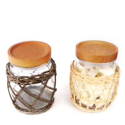 China Factory Supply Freshness Preservation Woven Decoration Kitchen Tableware Food Storage Glass Jar With Wooden Lid for sale