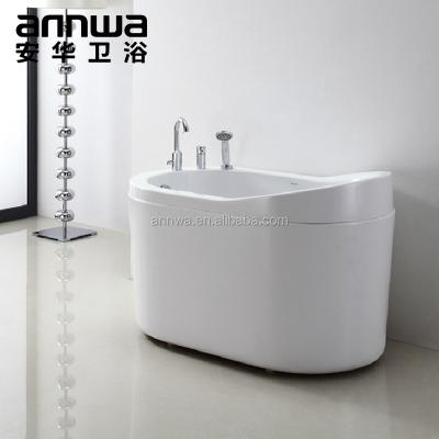 China Foshan Soaking China One Person Acrylic Bathtub Mini Small 1200 Free Wholesale for sale