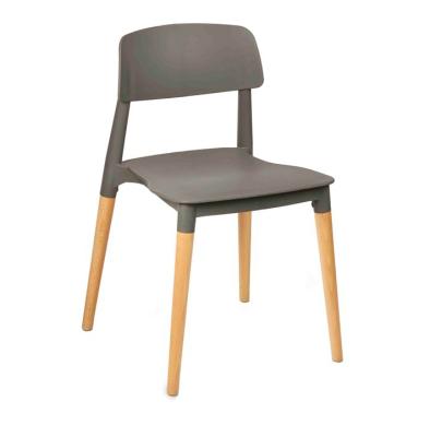 China EUROPEAN Wholesale Cheap Modern PP Plastic Dining Chair With Wooden Legs for sale