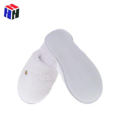 China Disposable White Closed Toe Bath Slippers/Open Toe Flip Flop Personalized Bulk Hotel SPA Guest Room For Hotel Amenities for sale