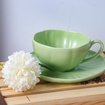 China Sustainable hotel and restaurant use green ceramic coffee tea cups and saucers sets for sale