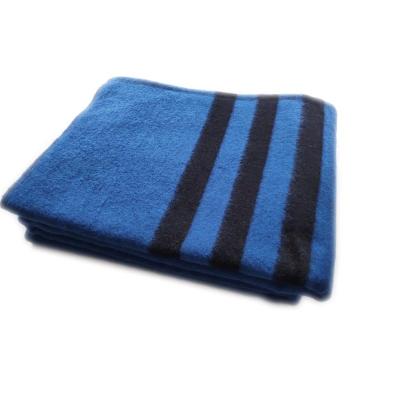 China Anti-pilling Pure Wool Manufacturers Mink Refugee Military Army Woven Blanket for sale