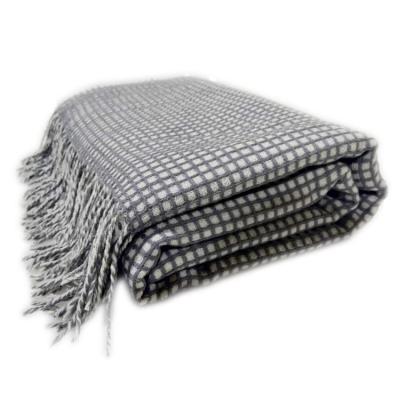 China Anti-pilling All Season Blanket King Size Waffle Wool Blanket Merino Blanket Throw And Blanket for sale