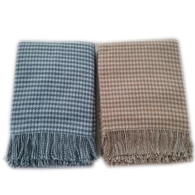 China Anti-pilling All Season Blanket King Size Wool Blanket Plaid Merino Throw And Blanket for sale