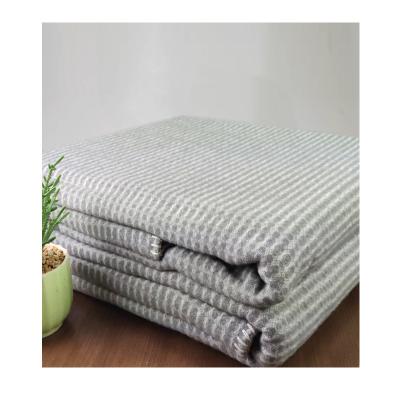 China High Quality Cotton Waffle Blanket Anti-pilling Mexican Wool Blanket Custom Blanket for sale