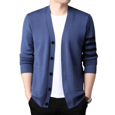 China Wholesale Customized Anti-wrinkle Men Long Sleeve Button Down Side Pocket Sweater Cardigan for sale