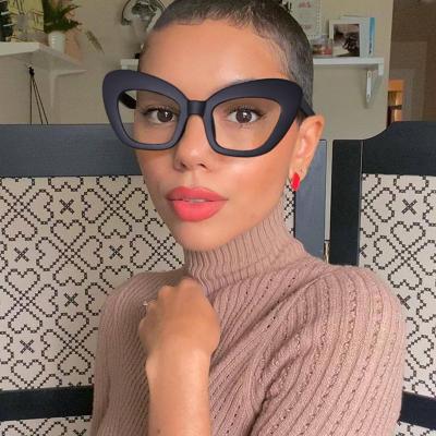 China Newest Lightweight Blue Light Blocking Optical Glasses Frame Women Cat Eye Eyewear Oversized Designer Computer Eyeglasses Frames for sale