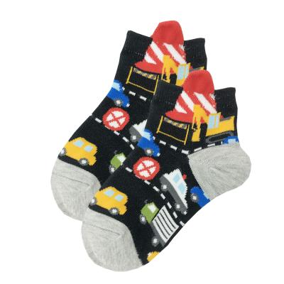 China In-Stock Boys Athletic Athletic Sock Half Cushioned Low Cut Socks For Kids for sale