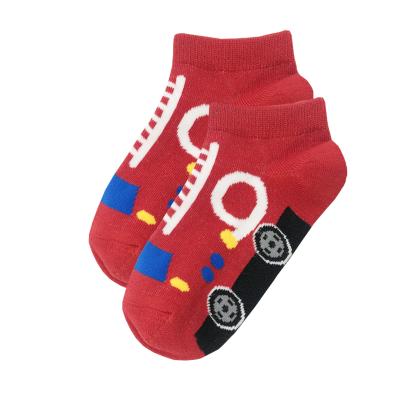 China Causal red color cartoon car pattern Japanese style sporty ankle sock kids bangs daily wear boys sock for sale