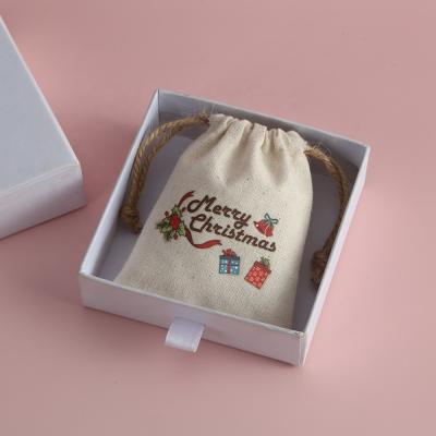 China Custom Made Soft And High Quality Muslin Cotton Gift Bag Jewelry Cotton Drawstring Pouch With Logo For Christmas for sale