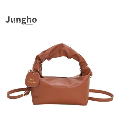 China Fashion new fashion pleated zipper lady bags soft handbag ladies shoulder bag for sale