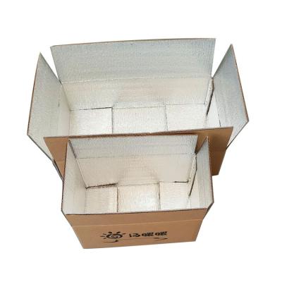 China Recyclable Corrugated Cardboard Foil Insulated Thermal Aluminum Shipping Box for sale