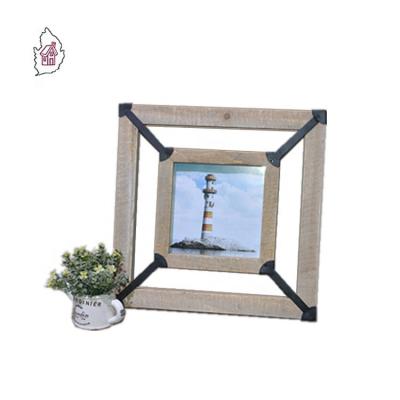 China Size Can Be Customized To Your Requirement Small Wooden Photo Framed Barnwood Easel Back for sale