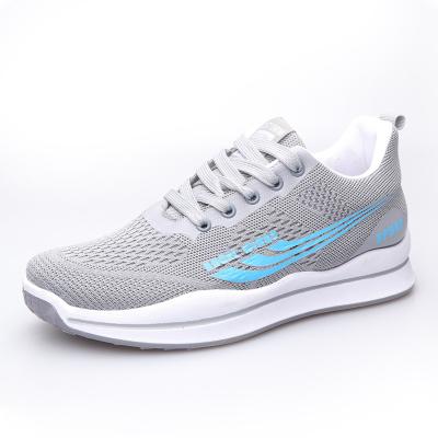 China Men's shoes low top casual sports 2023 fashionable soft bottom lightweight shoes all-match running shoes sneakers for sale