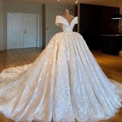 China Anti-wrinkle V-Neckline Sleeveless Ball Gown Off The Shoulder Flower Lace Wedding Dresses for sale