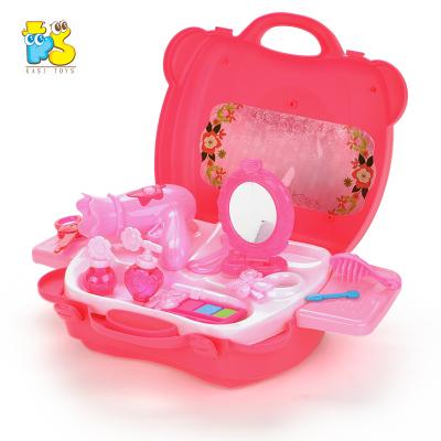 China PP Girl Pretend Play Dresser Toy Play House Beauty Makeup Toy Set Lovely Makeup Suitcase Gift Set for sale