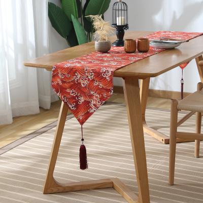 China Durable Japanese Style American Pastoral Wave Table Runner Cotton Plain Linen Dining Table Runner for sale