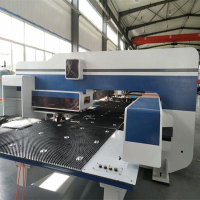 China Metal Sheet Stamping Machine Turret/CNC Turret Punching Machine for sale