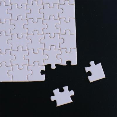 China Wooden Material 1000 Piece Simple Jigsaw Puzzle Cartoon Toy Sublimation Customized for sale