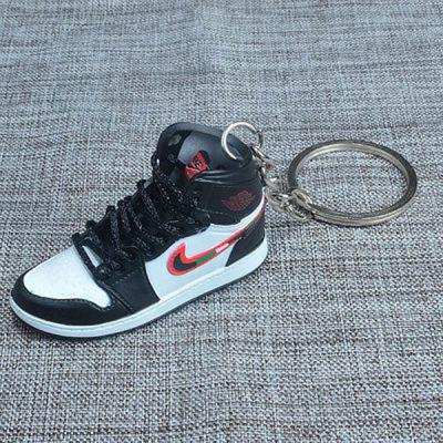 China 2021 new wholesale and dropshipping plastic 3d sneaker key chain 3d mini jordan key chain sneaker key chains for sale