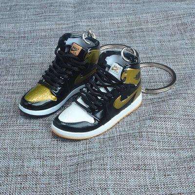 China New plastic 3d dropshipping jordan sneaker key chain 3d mini sneaker key chain jordan 3d key chain sneaker for sale