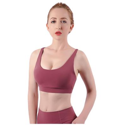 China Fashion Breathable Women Low Price Soft Compression Yoga Plus Size Sports Bra Womens Custom Sports Bra With Removable Cups for sale