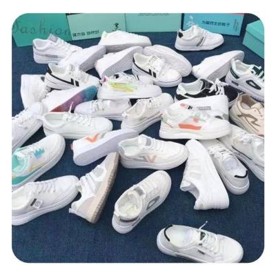 China Polyester / Cotton Wholesale Used high quality bales of second hand branded shoes in bulks mixed styles for women and men apparel stock for sale