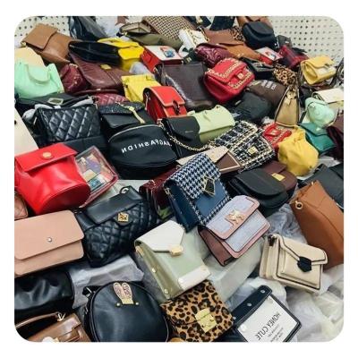 China Fashionable Used Clothing High quality selected vip used bags used bags in bale for sale