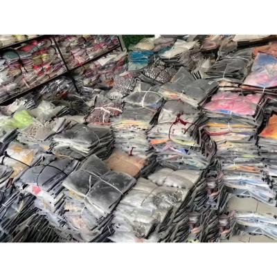 China Fashionable Used Clothing wholesale bulks brand new bales clothes for sale