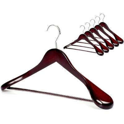 China Brand new classic/postmodern luxury wide shoulder hanger wooden suits coat hanger with custom logo for sale