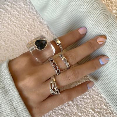 China CARTER LISA FASHIONABLE Clear Resin Acrylic Rings New Ins Punk Colorful Set For Women Geometric Irregular Square Ring Jewelry for sale