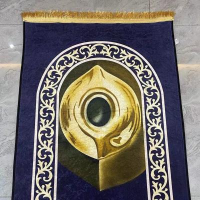 China High Quality Prayer Mat Padded Blanket For Muslim Ramadan New Muslim Design for sale