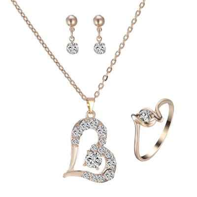 China Hot Sale Environmental Friendly Crystal Heart Shape Pendant Link Necklace Jewelry Set Zinc Alloy Jewelry Set for sale