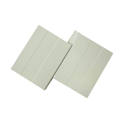 Cina Sandwich Wall and Roof Composite Panel Hot-selling Fireproof PU Sandwich Panel Insulate Steel Construction Insulation Metal in vendita