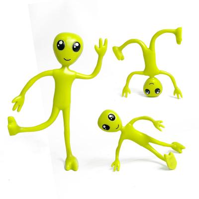 China Mini Toy Custom Plastic Bendabale Character Figure Toys Bendable Wire PVC Alien Toy for sale