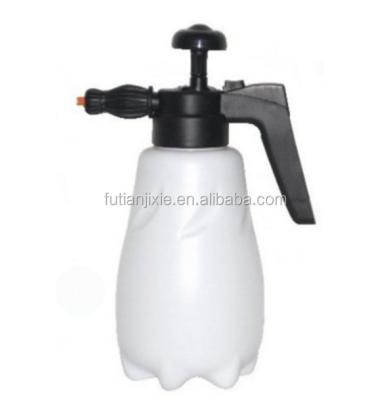 China PP PE 1000ML Agriculture Garden Water Spray Bottle Water Tank for sale