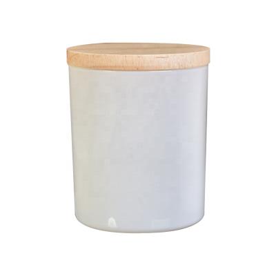 China Home Decoration Candle Holders 8oz 250ml Frosted White Glass Candle Jar With Bamboo Lid for sale