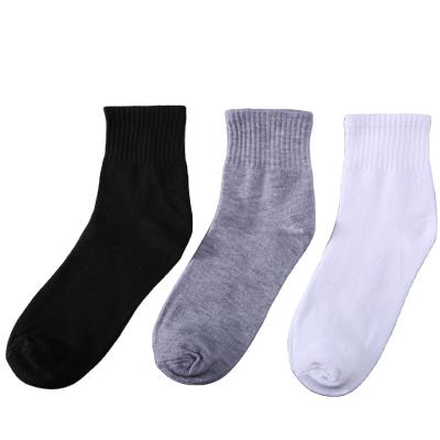 China Socksmate QUICK DRY Men's Mid Length Sports Socks Solid Color Polyester Cotton Medium Casual Socks for sale