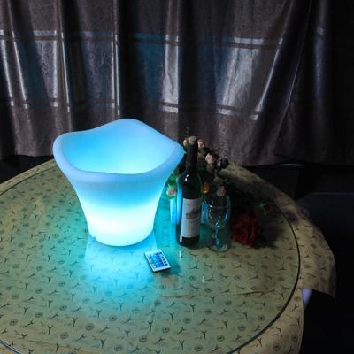 China Sustainable Economic Custom Design Solar Led Collapsible Ice Bucket Light Lantern Ice Bucket With Led Lights for sale